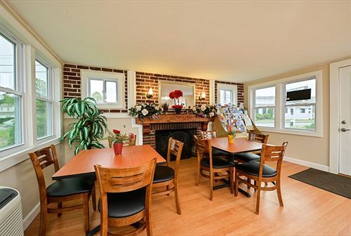 Howard Johnson By Wyndham West Yarmouth Cape Cod Exterior foto